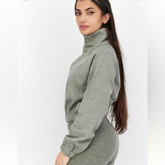 JUICY COUTURE | Heather grey half zip cropped sweater - Picture 7 of 14